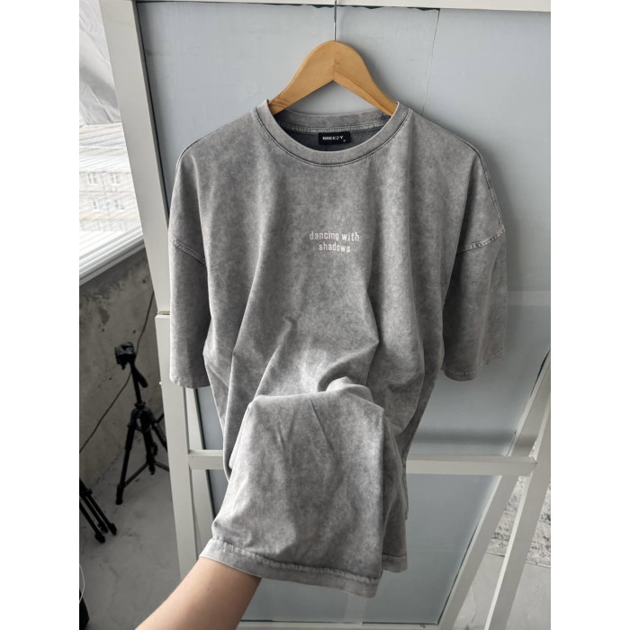 Oversize футболка з принтом