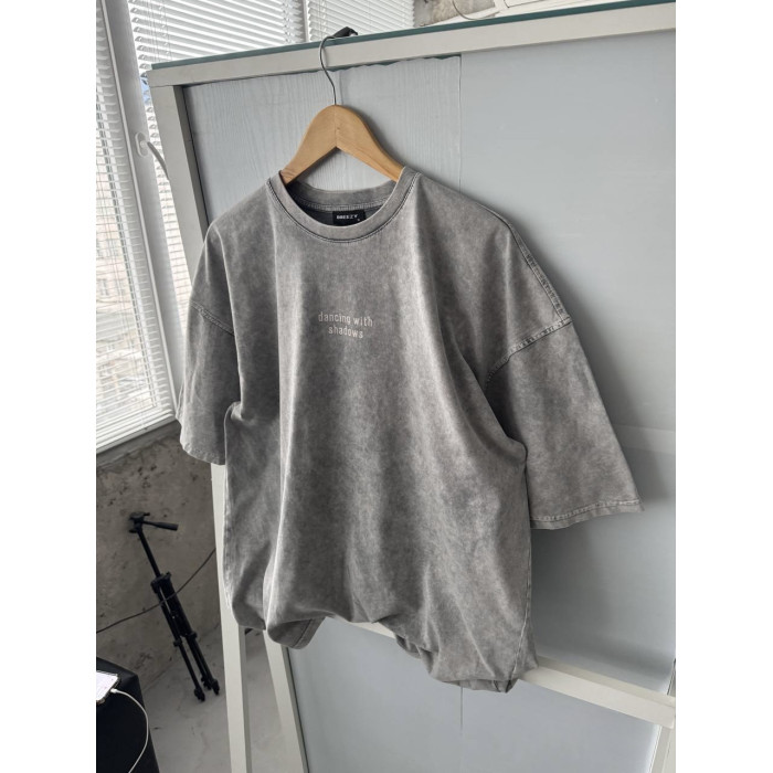 Oversize футболка з принтом