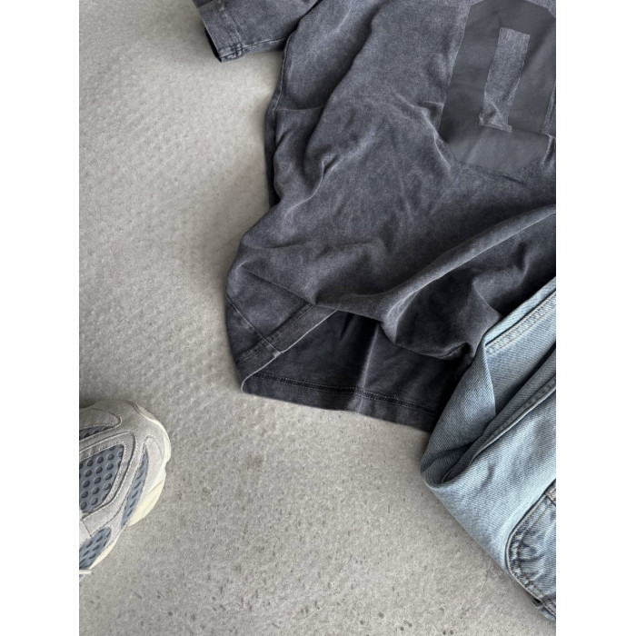 Oversize футболка з принтом