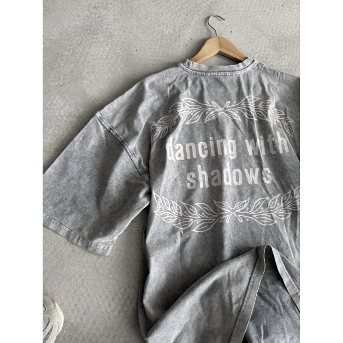 Oversize футболка з принтом