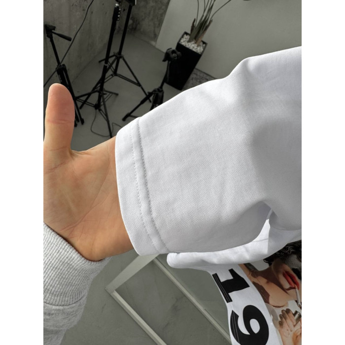Oversize футболка з принтом
