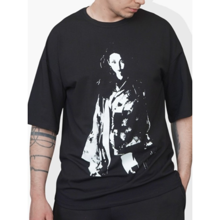 Oversize футболка з принтом