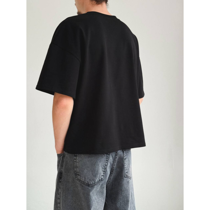 Вкорочена oversize футболка