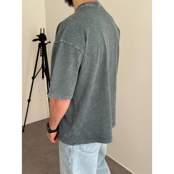Oversize футболка з вивареної тканини