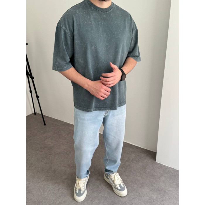 Oversize футболка з вивареної тканини