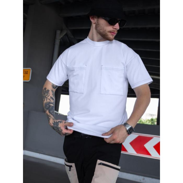 Oversize футболка з акцентними кишенями