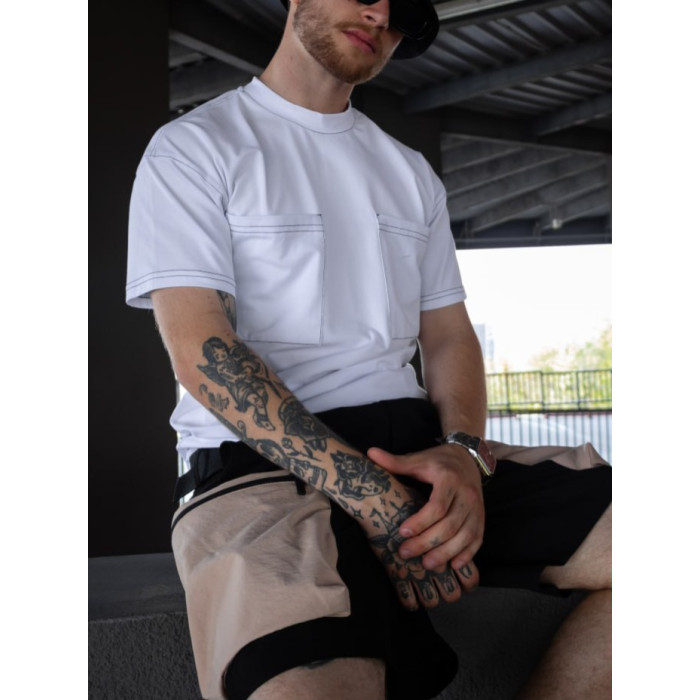 Oversize футболка з акцентними кишенями