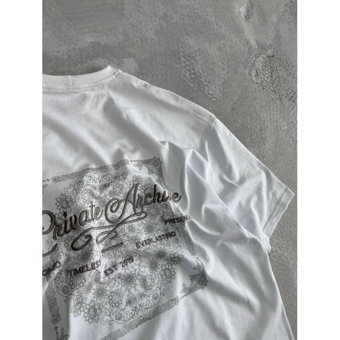 Oversize футболка з принтом