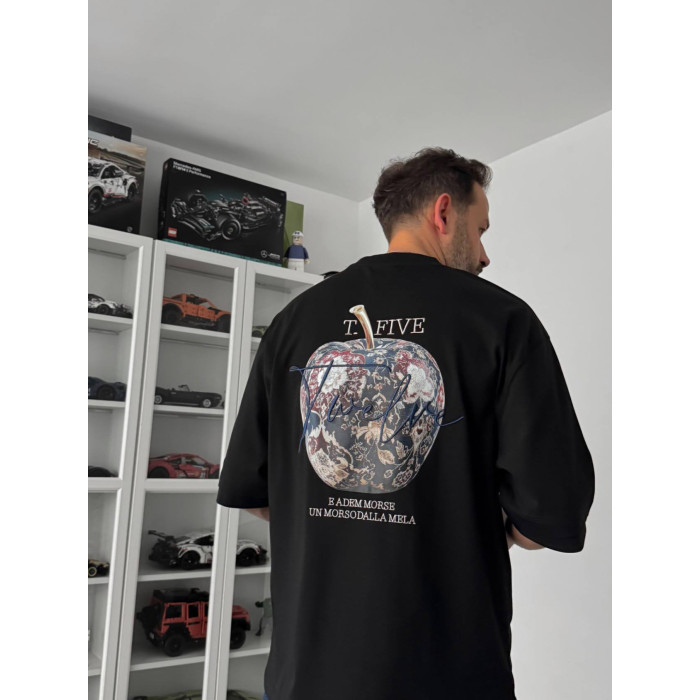 Oversize футболка з принтом