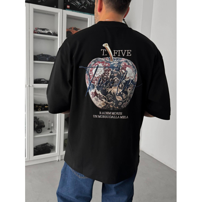 Oversize футболка з принтом