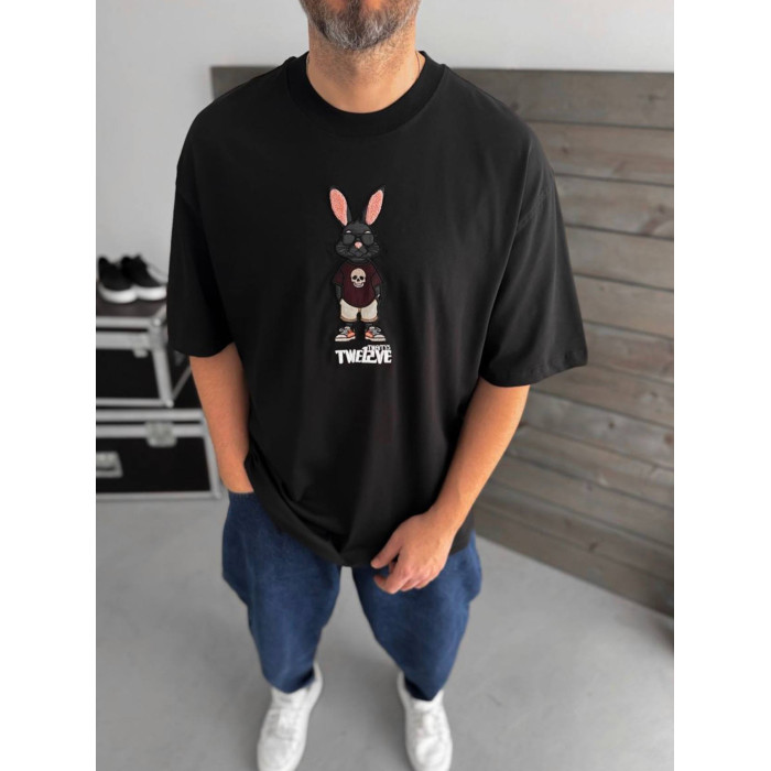 Oversize футболка з нашивкою