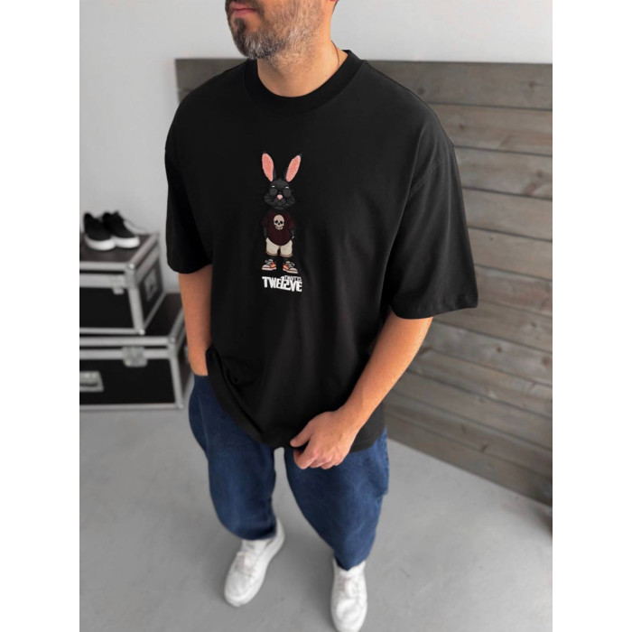Oversize футболка з нашивкою