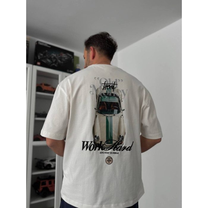 Oversize футболка з принтом