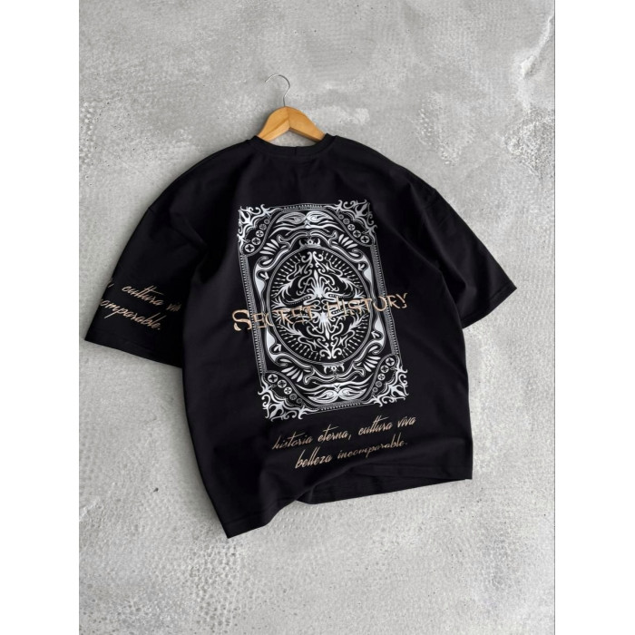 Oversize футболка з принтом