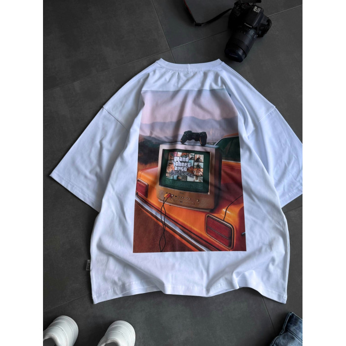 Oversize футболка з принтом