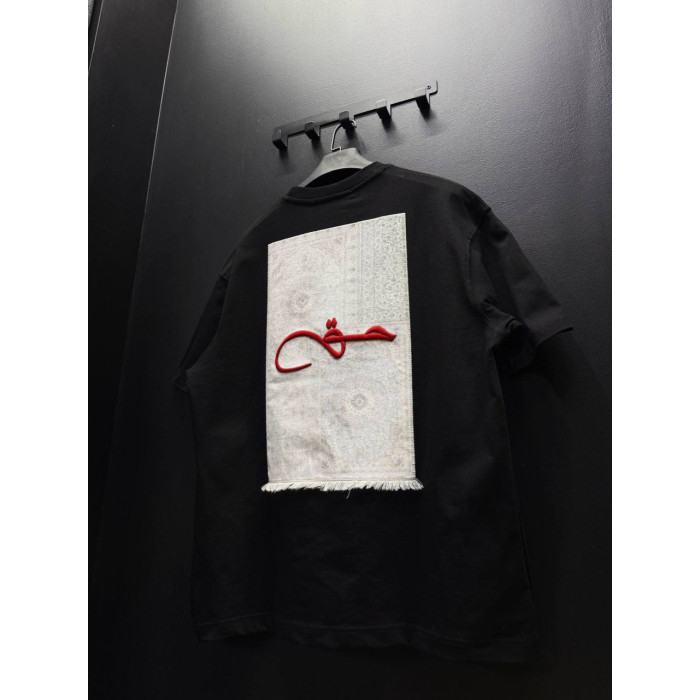 Oversize футболка з принтом