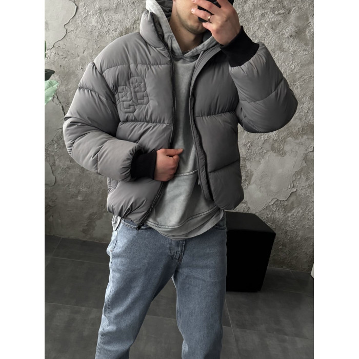 Зимова стьобана куртка