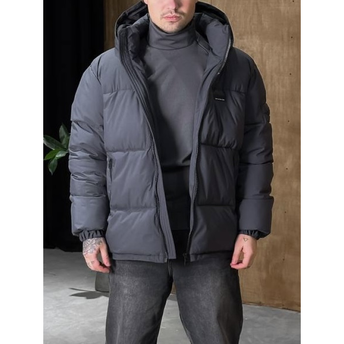 Зимова куртка зі знімним капюшоном