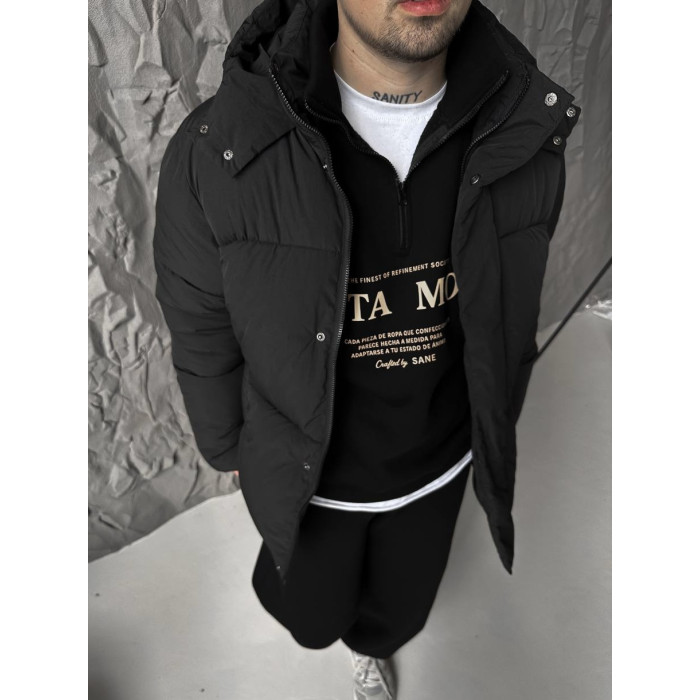Об'ємна зимова куртка
