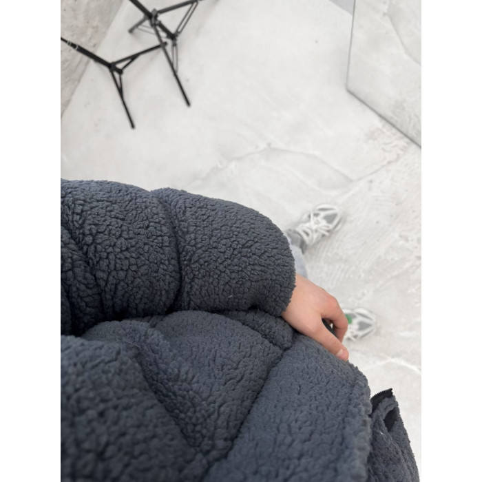 Зимова плюшева куртка oversize