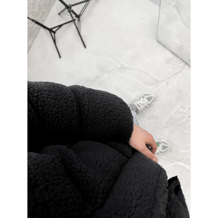 Зимова плюшева куртка oversize