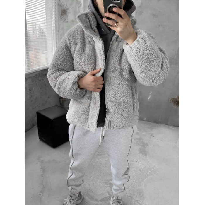 Зимова плюшева куртка oversize