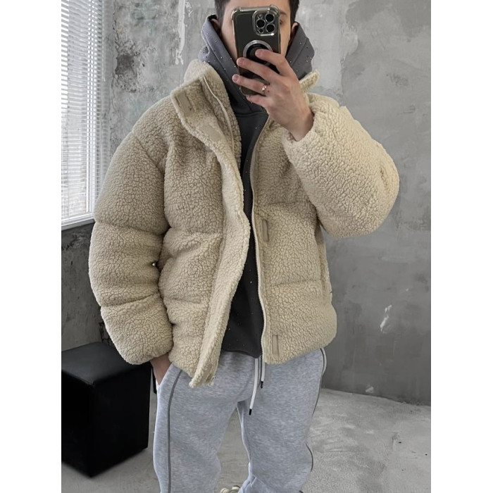 Зимова плюшева куртка oversize