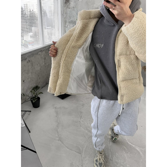 Зимова плюшева куртка oversize
