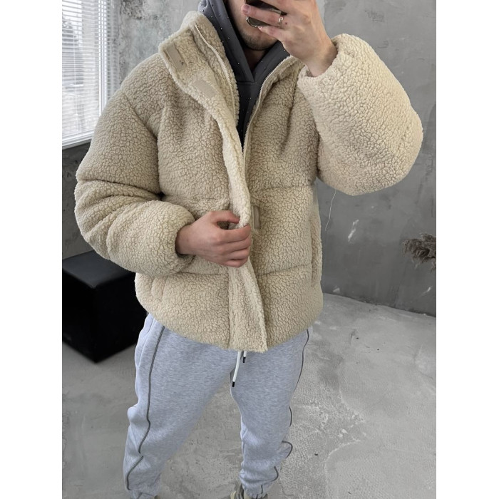 Зимова плюшева куртка oversize