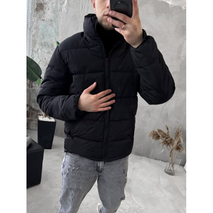 Зимова стьобана куртка
