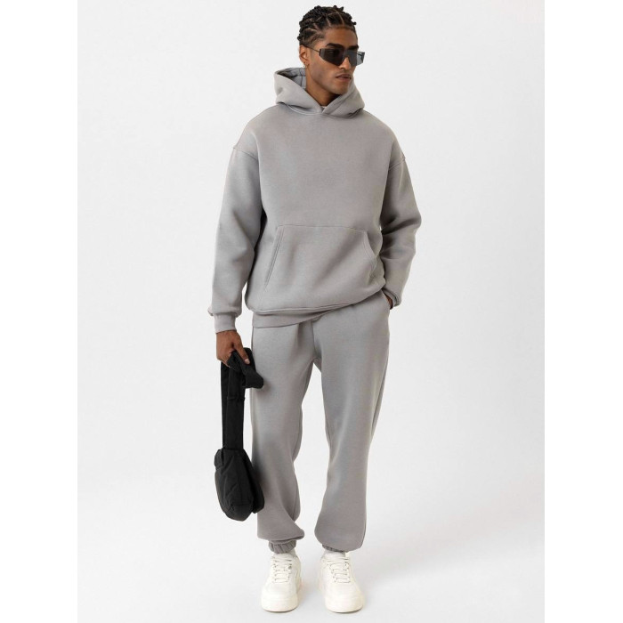 Базовий oversize костюм