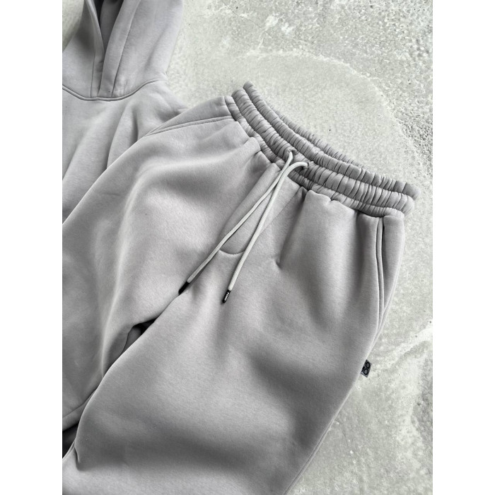Базовий oversize костюм