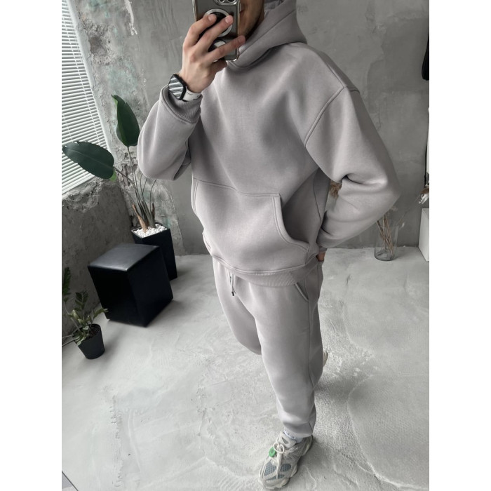 Базовий oversize костюм