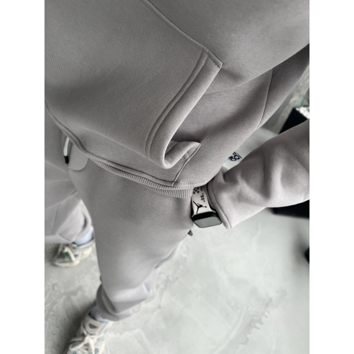 Базовий oversize костюм