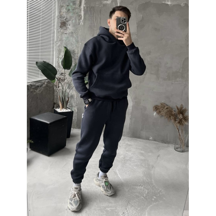 Базовий oversize костюм