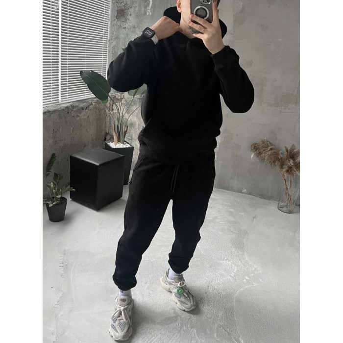 Базовий oversize костюм