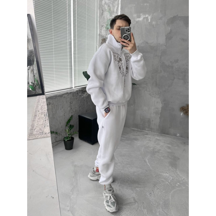 Oversize костюм з вишивкою