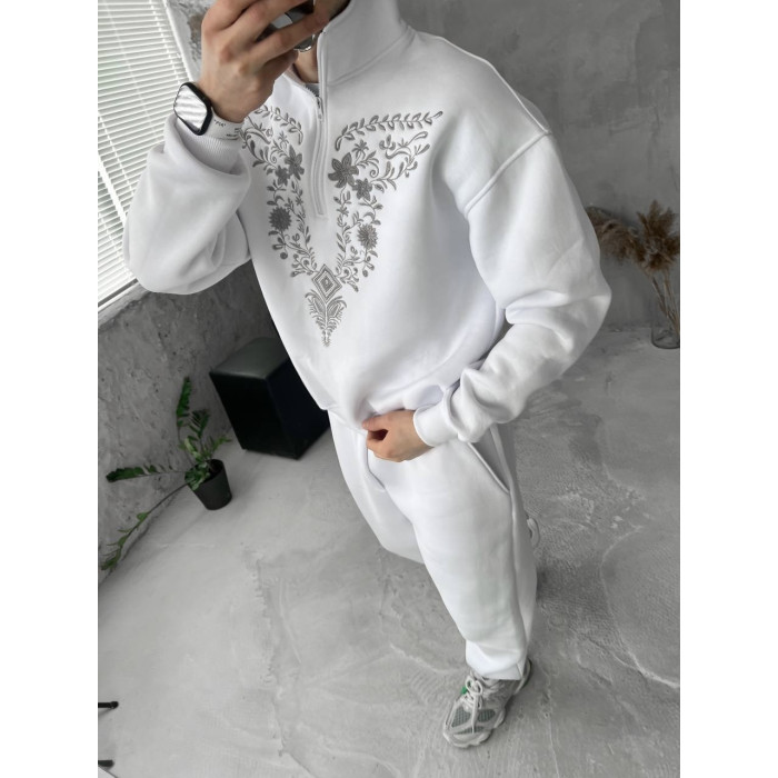 Oversize костюм з вишивкою