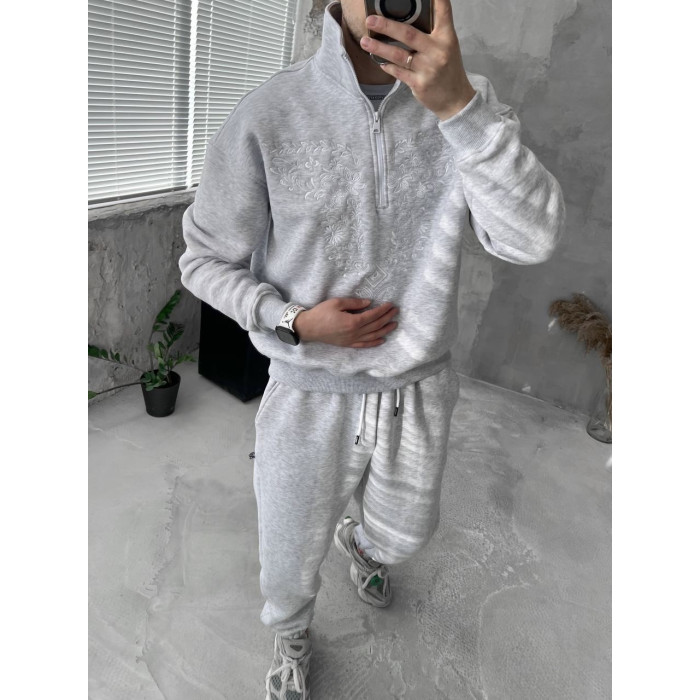 Oversize костюм з вишивкою