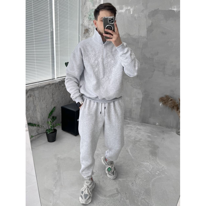 Oversize костюм з вишивкою