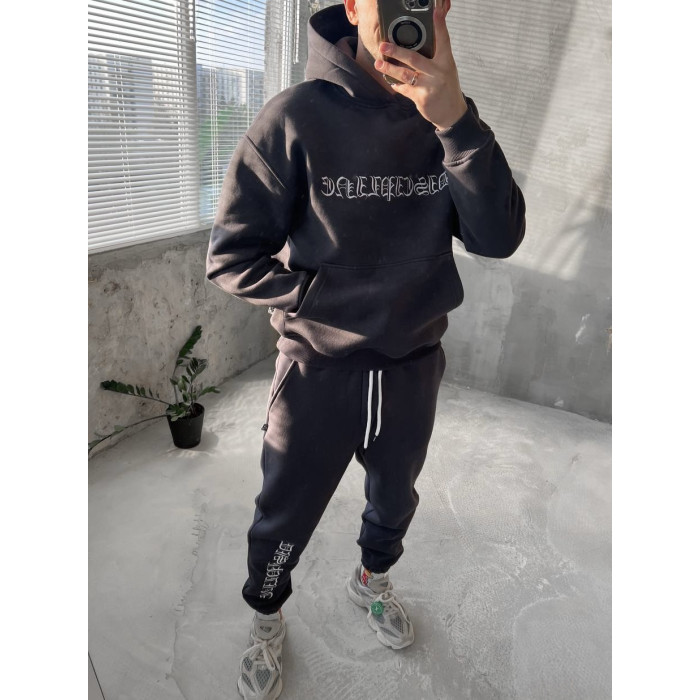 Oversize костюм з вишивкою