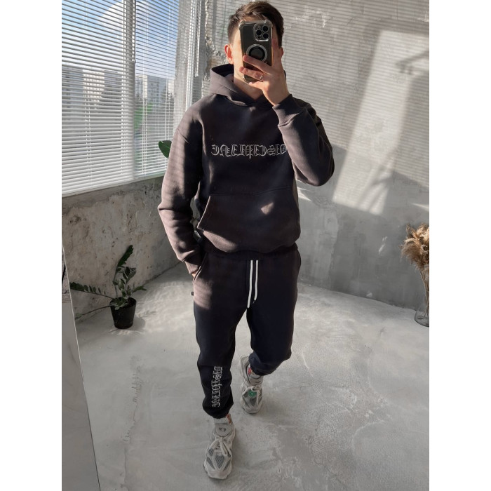 Oversize костюм з вишивкою