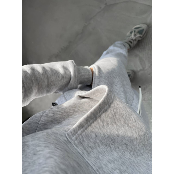 Oversize костюм з вишивкою